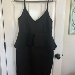 Fashion to Figure size 1 which is 14/16 black dress